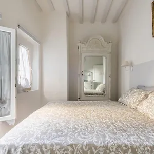 https://happy-florence-san-niccol-n2.it-tuscanyhotel.com
